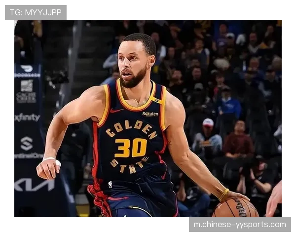 美媒：库里无需刻意造犯规仍成本赛季首位得分百人